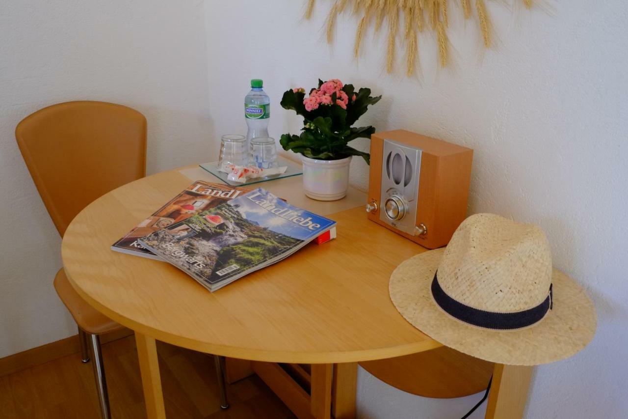 Ferienzimmer Zuelli Erlach Екстер'єр фото